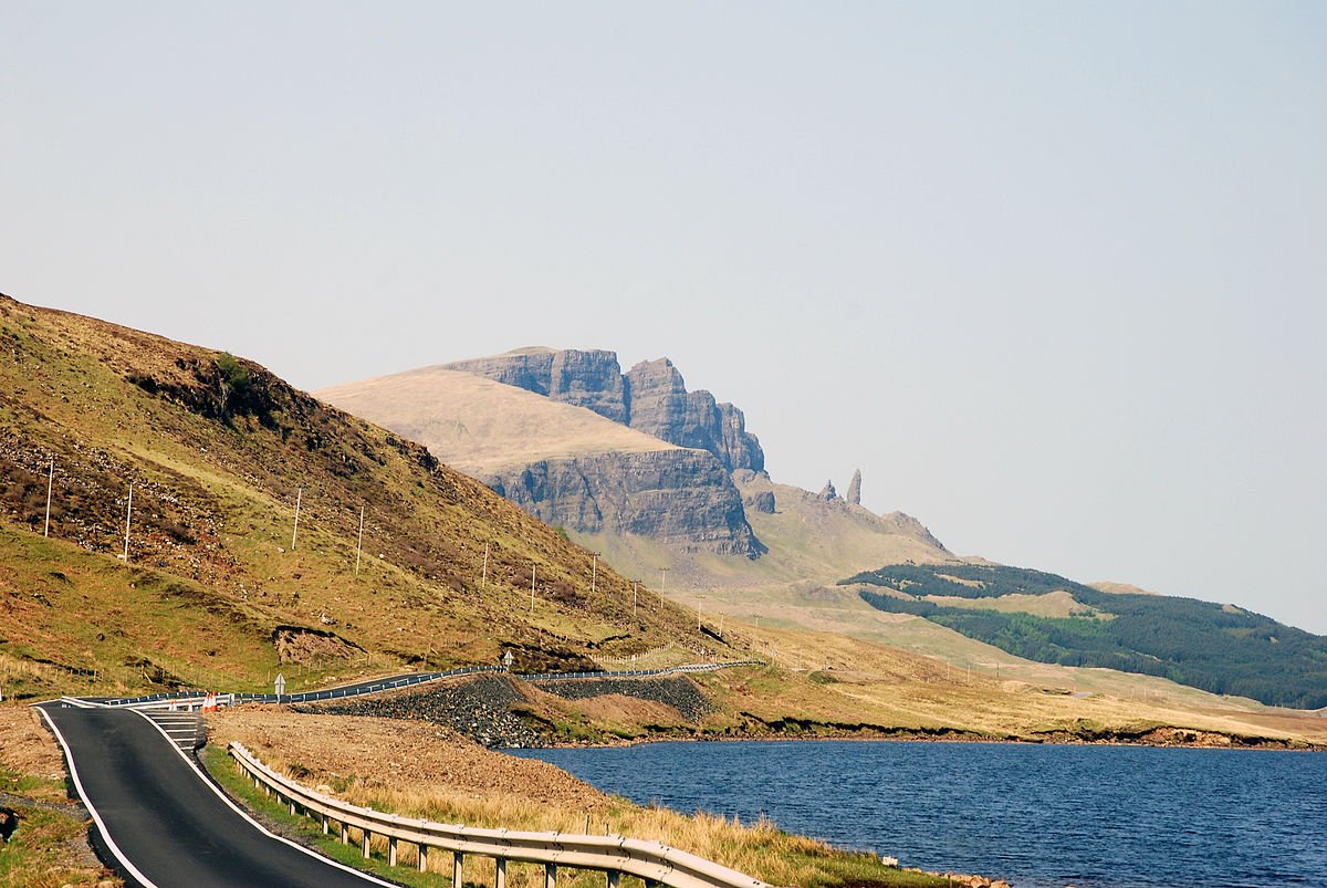 Scenic road for multi-day tours